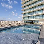 Luxury At Mercury With Rooftop Pool Access By 360 Estates Apartman *