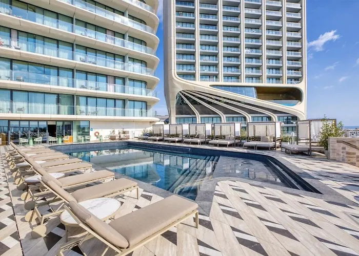 Luxury At Mercury With Rooftop Pool Access By 360 Estates