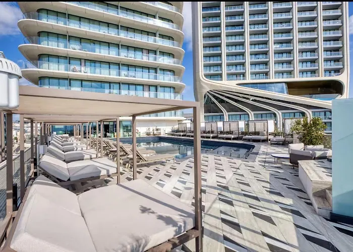 Luxury At Mercury With Rooftop Pool Access By 360 Estates Apartment San Ġiljan