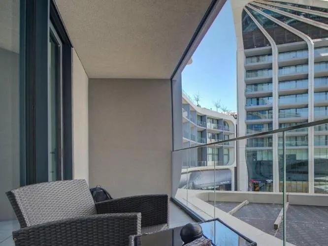 Luxury At Mercury With Rooftop Pool Access By 360 Estates San Ġiljan