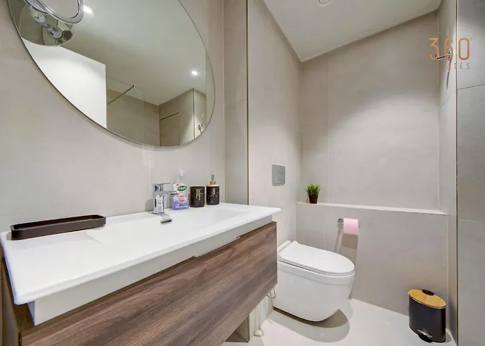 Luxury At Mercury With Rooftop Pool Access By 360 Estates