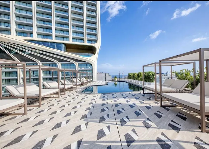 Luxury At Mercury With Rooftop Pool Access By 360 Estates Saint Julian's